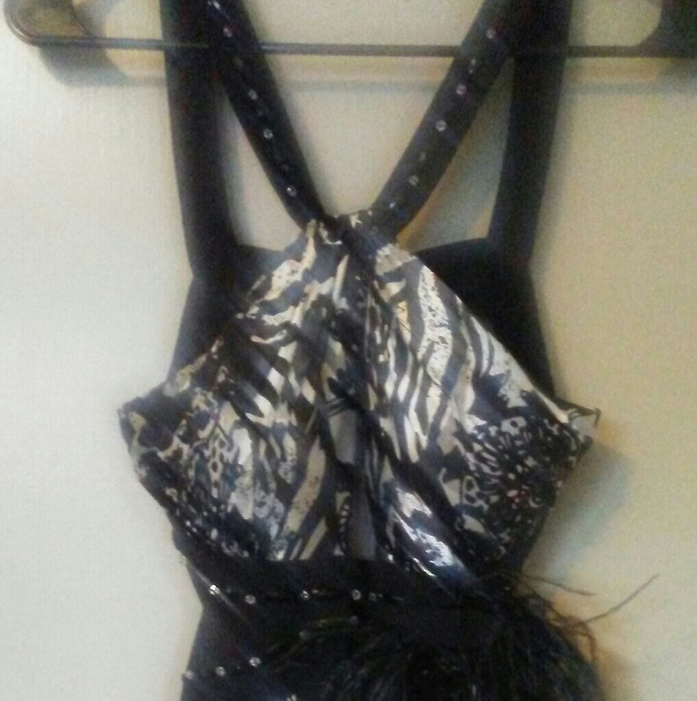 Black and White Alyn Rose Gown